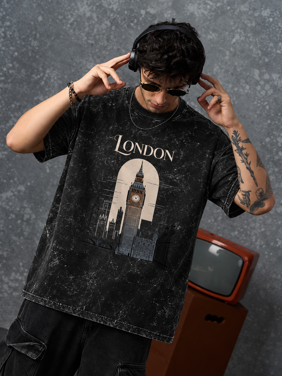 London Acid Washed Oversized Tee